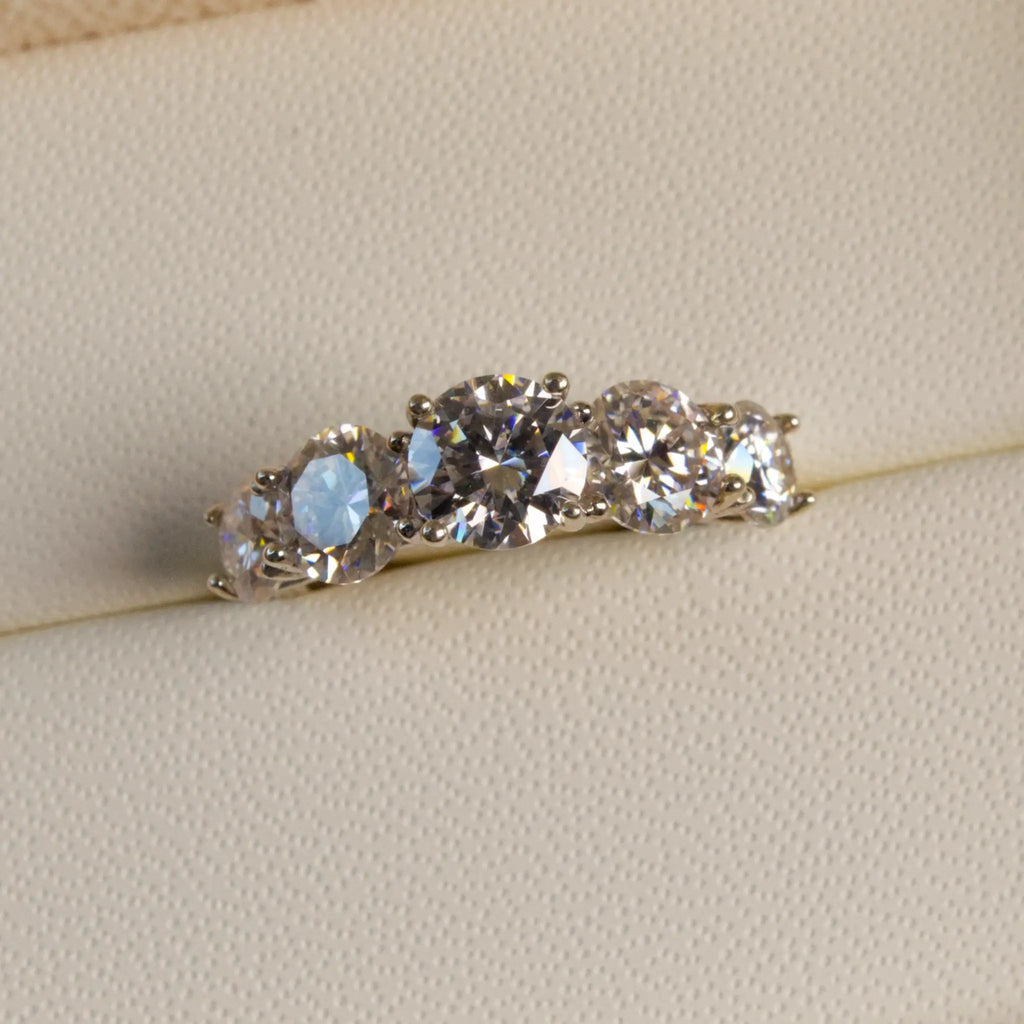 5 Stone Round Diamond Cluster Ring