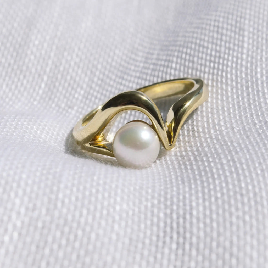 Curved Gold Pearl Ring