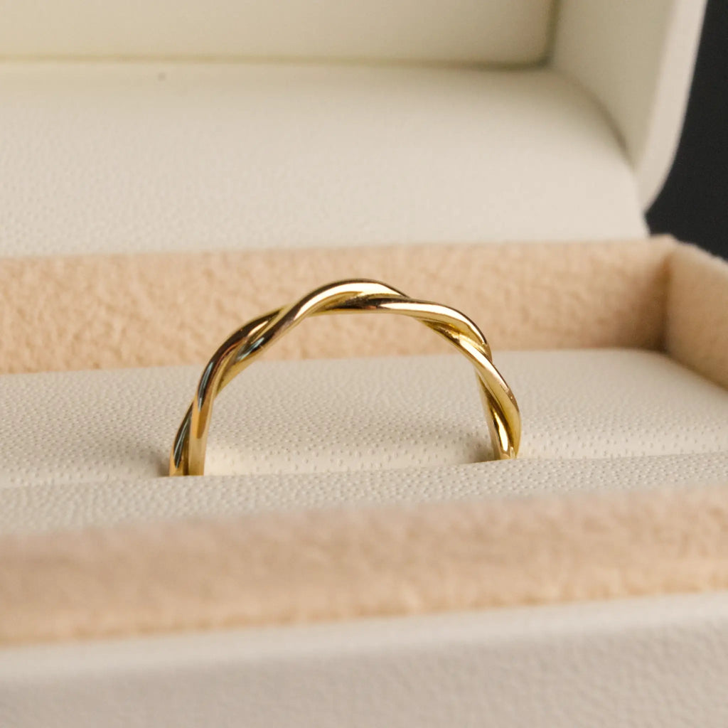Twisty Gold Band