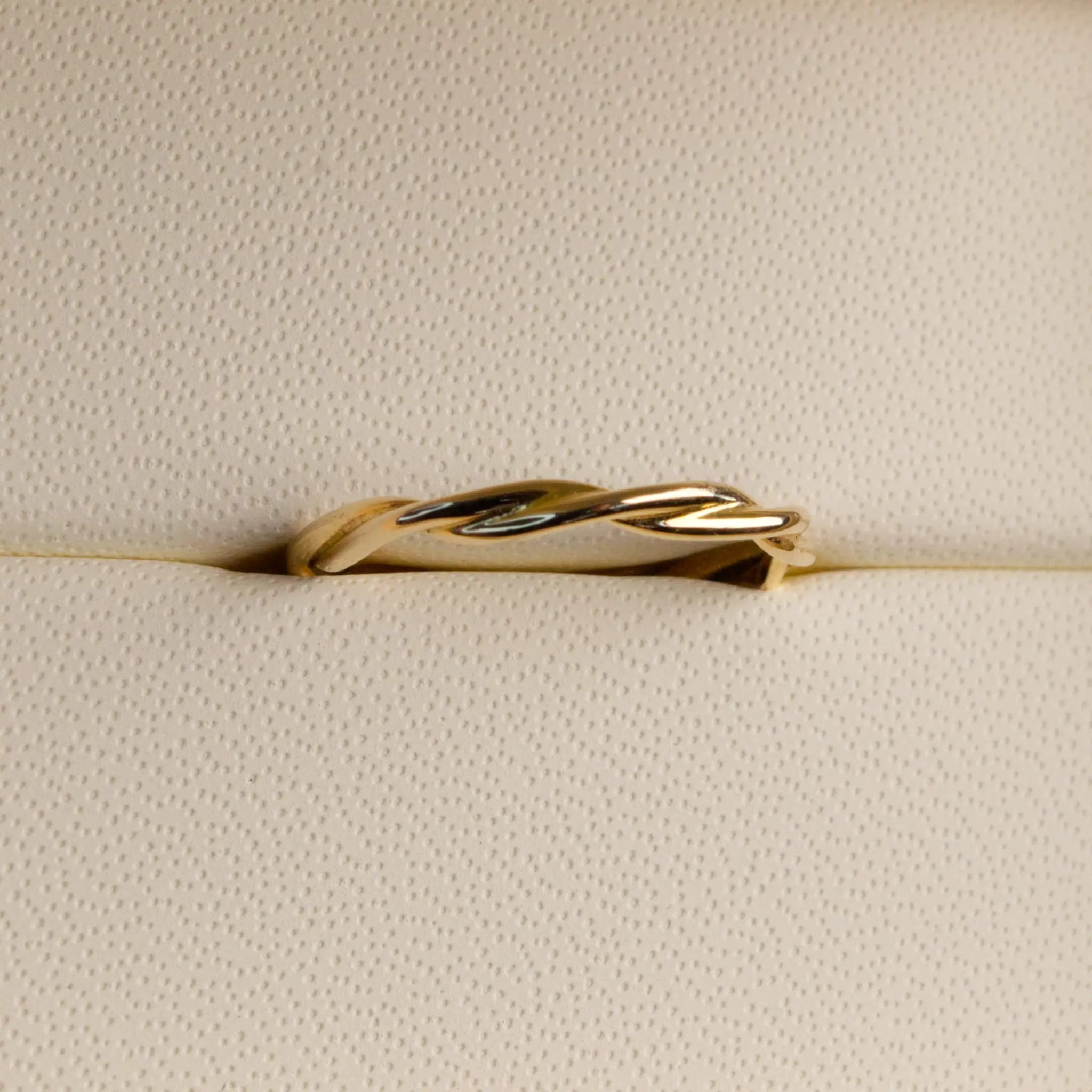 Twisty Gold Band