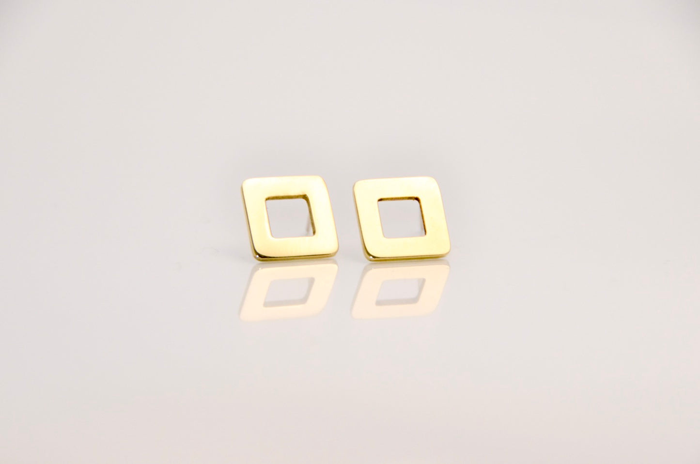 Minimlst Square Rounded Brass Earrings (Medium)